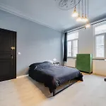 Vaste Maison Bourgeoise *