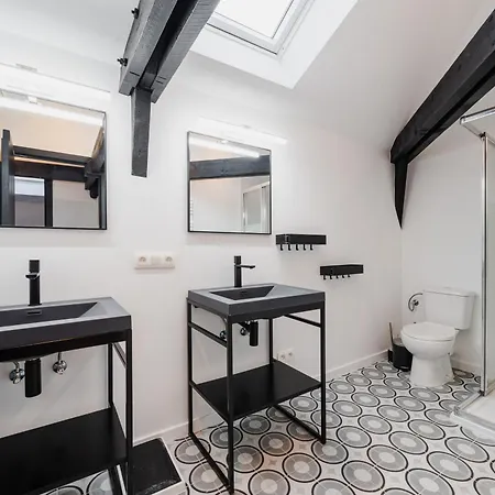 Vaste Maison Bourgeoise *