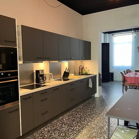 Vaste Maison Bourgeoise וילה